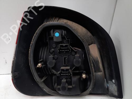 Fanale posteriore destro RENAULT SCÉNIC I MPV (JA0/1_, FA0_) 1.9 dCi (JA05, JA1F) (102 hp) 28776302