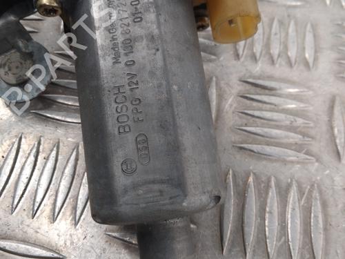 front-right-window-mechanism-renault-megane-i-ba01_-1995-1996-1997-1998-1999-2000-2001-2002-2003-2004-28756973 main image