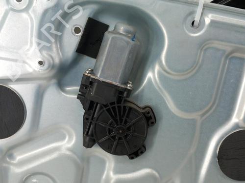 Rudehejsemekanisme Højre foran NISSAN QASHQAI I (J10, NJ10) 1.5 dCi | BP28772928C23 