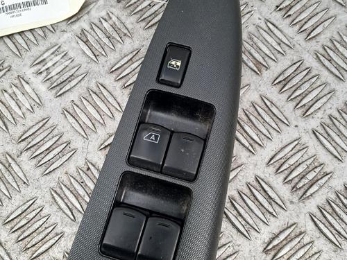 Left front window switch NISSAN NOTE (E11, NE11) 1.6 | BP39463878I27 - Image 2