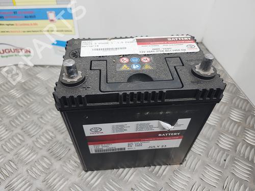 Used Battery TOYOTA YARIS (_P13_) 1.5 Hybrid (NHP130_, NHP130) (101 hp) 30637547