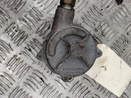 Used Vacuum pump Vacuum pump RENAULT CLIO I (B/C57_, 5/357_) 1.9 D (B/C/S576, B/C/S57L) (64 hp) 35815052 35815052