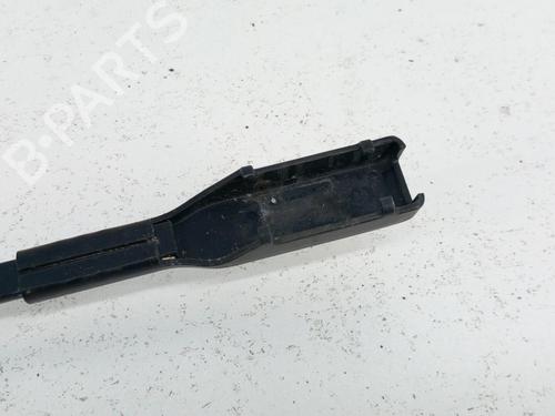 front-windshield-wiper-arm-dacia-lodgy-js_-2012-28788614 main image