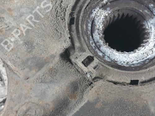 Used Left front steering knuckle Left front steering knuckle RENAULT LAGUNA II (BG0/1_) 1.9 dCi (107 hp) 30615187 30615187