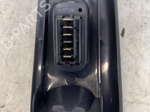 Used Right front window switch Right front window switch RENAULT TWINGO I (C06_) 1.2 (C066, C068) (58 hp) 28761235 28761235