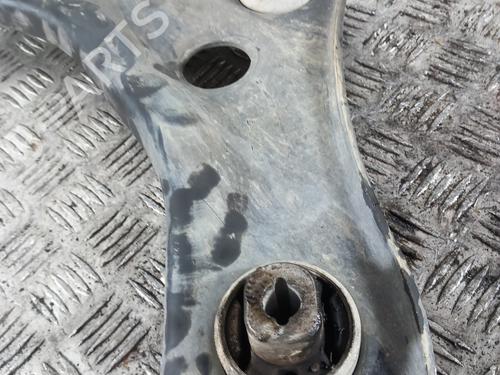 Used Right front suspension arm Right front suspension arm RENAULT MEGANE IV Grandtour (K9A/M/N_) 1.2 TCe 130 (K9MR) (130 hp) 28736289 28736289