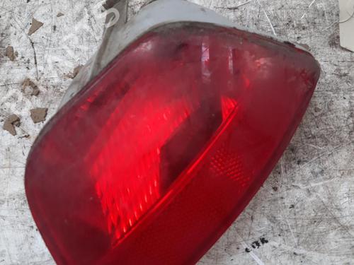 Feu de brouillard arrière FORD FOCUS I (DAW, DBW) 1.6 16V (100 hp) 28787119