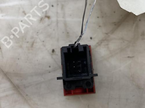 Used Warning switch VW POLO V (6R1, 6C1) 1.6 TDI (90 hp) 28784851