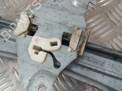 Used Front right window mechanism Front right window mechanism RENAULT TWINGO II (CN0_) 1.2 16V (CN04, CN0B) (75 hp) 28739528 28739528