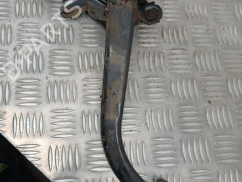 Pedal embrague RENAULT TRAFIC II Van (FL) 1.9 dCi 80 (FL0B) (82 hp) 31131072