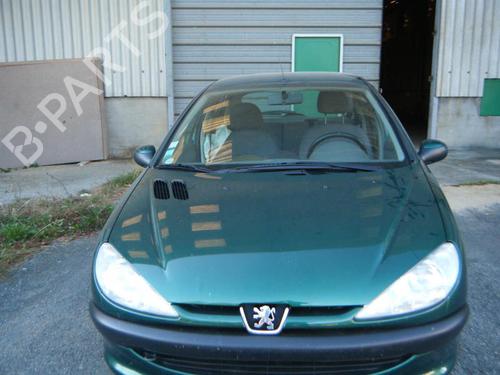 Klamka zewnętrzna drzwi przednich lewych PEUGEOT 206 Hatchback (2A/C) 1.4 HDi eco 70 | BP28777599C128 