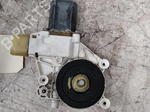 Rudehejsemotor forskærm højre BMW 1 (E87) 116 i (115 hp) 28752363