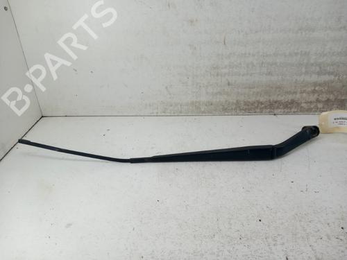 Used Front windshield wiper arm NISSAN NOTE (E12) 1.5 dCi (90 hp) 28767845