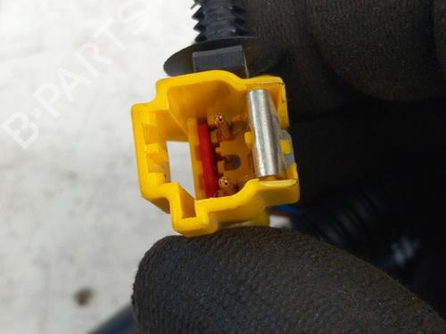 Sikkerhedssele-spænde FORD FIESTA IV (JA_, JB_) 1.25 i 16V (75 hp) 28772725