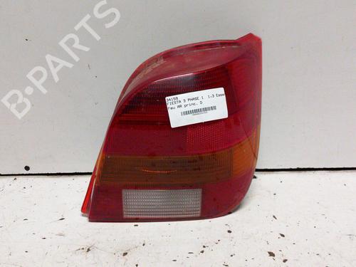 Høyre baklys Høyre baklys FORD FIESTA III (GFJ) 1.3 (60 hp) 28770609 28770609