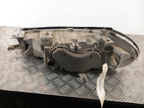 Right headlight FORD MONDEO II (BAP) 1.8 i | BP28760724C29 