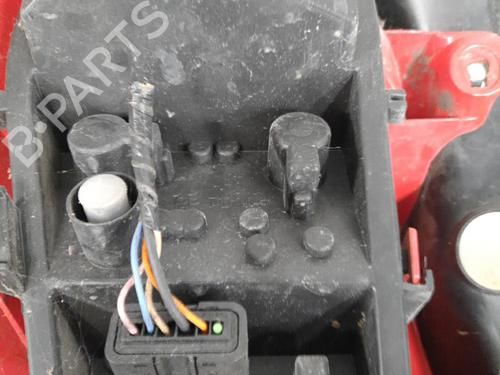 Used Right taillight RENAULT CLIO III (BR0/1, CR0/1) 1.5 dCi (BR17, CR17) (86 hp) 28750399