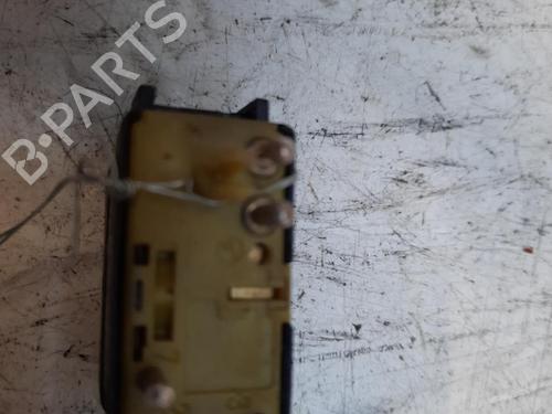 Used Right front window switch Right front window switch MERCEDES-BENZ C-CLASS (W202) C 220 D (202.121) (95 hp) 28770806 28770806