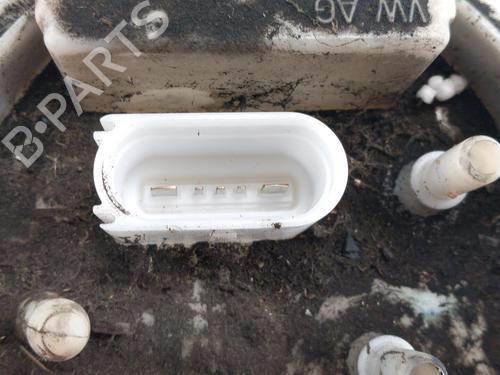 Used Fuel pump VW GOLF V (1K1) 1.6 (102 hp) 28761464
