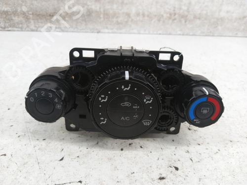 Used Climate control FORD FIESTA VI (CB1, CCN) 1.6 TDCi (95 hp) 28743176