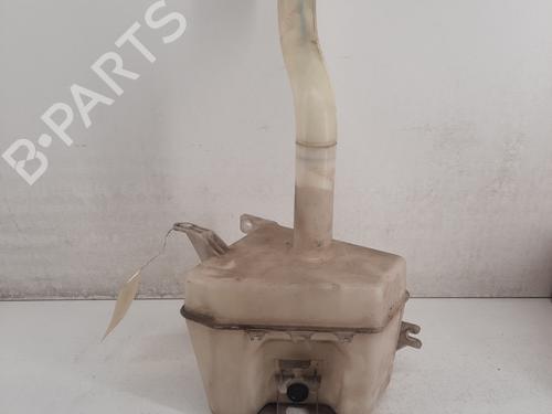 Used Windscreen washer tank HYUNDAI TUCSON (JM) 2.0 CRDi (140 hp) 28761917