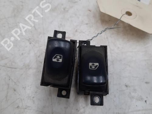 Used Left front window switch RENAULT LAGUNA I (B56_, 556_) 1.9 dTi (B56J) (98 hp) 28790661