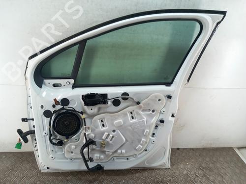 Used Right front door Right front door PEUGEOT 208 I (CA_, CC_) 1.0 VTi (68 hp) 28737061 28737061