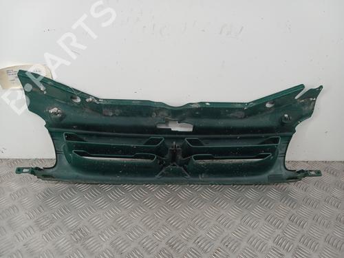 Used Grille Grille 30098320 30098320