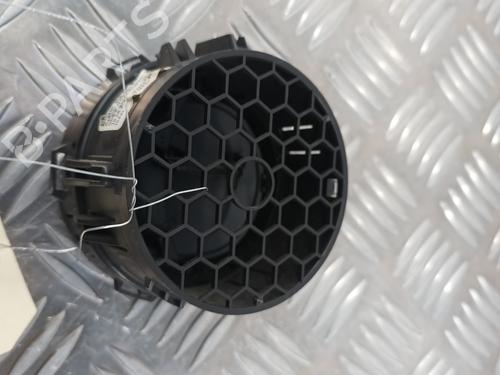 air-vent-renault-twingo-iii-bcm_-bca_-2014-28739477 main image