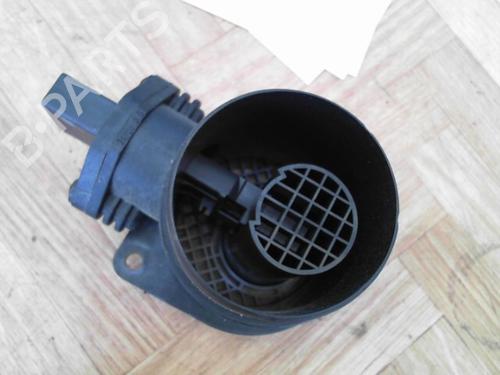 Used Mass air flow sensor VW POLO IV (9N_, 9A_) 1.4 TDI (70 hp) 28777737