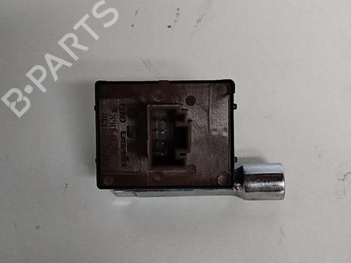 Used Left front window switch Left front window switch VW POLO V (6R1, 6C1) 1.2 (60 hp) 28774754 28774754