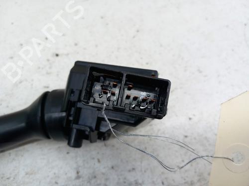Used Steering column stalk Steering column stalk TOYOTA YARIS (_P9_) 1.4 D-4D (NLP90_, NLP90R) (90 hp) 28734676 28734676