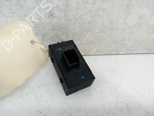 Used Right rear window switch OPEL ASTRA J (P10) 1.7 CDTI (68) (125 hp) 28768785