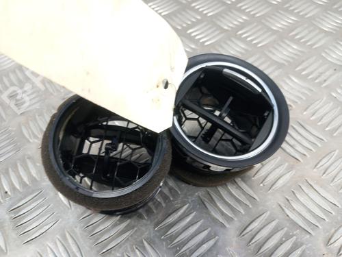 air-vent-ford-mondeo-iv-ba7-2007-2008-2009-2010-2011-2012-2013-2014-2015-28744552 main image