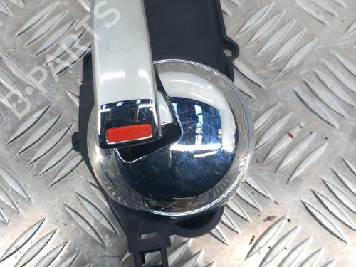 Used Front right interior door handle Front right interior door handle FIAT 500 (312_) 1.0 Mild Hybrid (312.AYD1B) (69 hp) 28782276 28782276