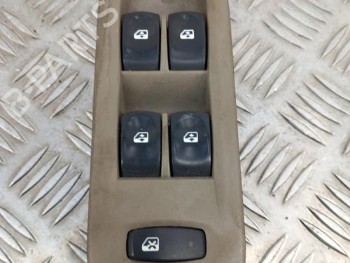 Used Left front window switch Left front window switch RENAULT CLIO III (BR0/1, CR0/1) 1.5 dCi (BR17, CR17) (86 hp) 29251933 29251933