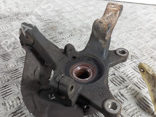 Left front steering knuckle PEUGEOT EXPERT Van (VF3A_, VF3U_, VF3X_) 2.0 HDi 130 | BP29501728M25 