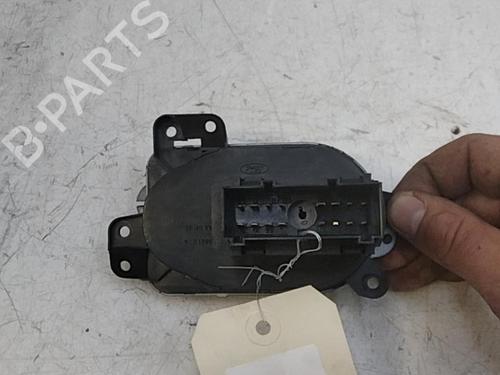 Used Headlight switch FORD FIESTA V (JH_, JD_) 1.4 TDCi (68 hp) 28771512