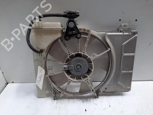 radiator-fan-toyota-yaris-_p9_-2005-2006-2007-2008-2009-2010-2011-2012-2013-2014-28764185 main image