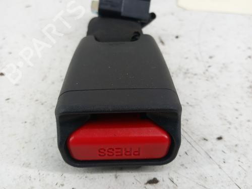 seat-buckle-toyota-aygo-_b4_-2014-28745268 main image