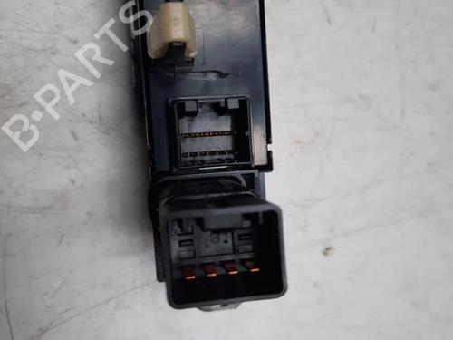 Used Warning switch HYUNDAI i20 I (PB, PBT) 1.4 (101 hp) 28753591