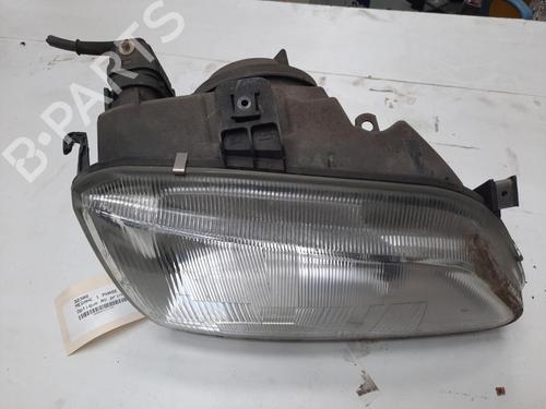 Used Right headlight RENAULT MEGANE I (BA0/1_) 1.9 D Eco (BA0A, BA0U, BA0R) (64 hp) 28749604