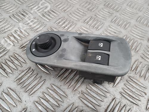 Left front window switch RENAULT TRAFIC II Van (FL) 2.0 dCi 90 (FL0H, FL00, FL01, FL0M, FL0P, FL0S) | BP33634692I27 - Image 2