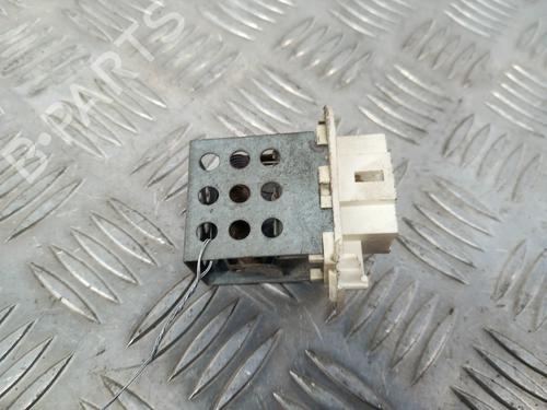 Used Heater resistor RENAULT MASTER II Van (FD) 2.5 dCi (FD02) (101 hp) 31091774