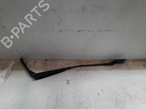 Used Front windshield wiper arm PEUGEOT 308 I (4A_, 4C_) 1.6 HDi (109 hp) 28760991