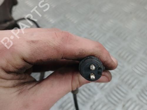 Used Right front steering knuckle Right front steering knuckle RENAULT TRAFIC II Van (FL) 1.9 dCi 80 (FL0B) (82 hp) 31131070 31131070