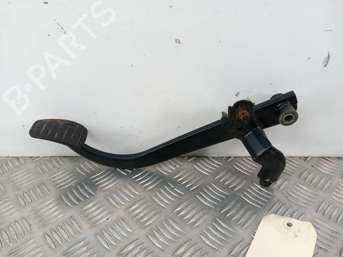 Used Clutch pedal RENAULT TRAFIC II Bus (JL) 2.0 dCi 90 (JL00, JL01, JL0H, JL0M, JL0P, JL0S) (90 hp) 31024283