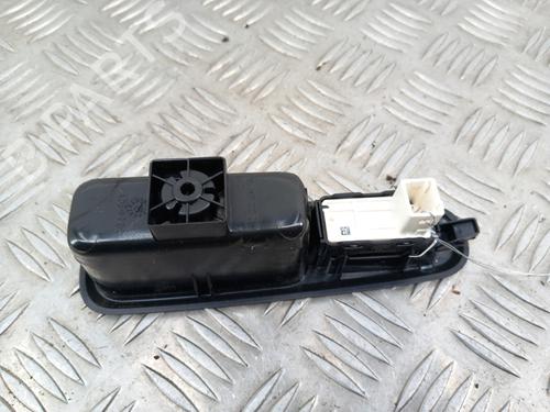 Right rear window switch CITROËN C3 III (SX) 1.2 PureTech 82 | BP28757391I28 - Image 3