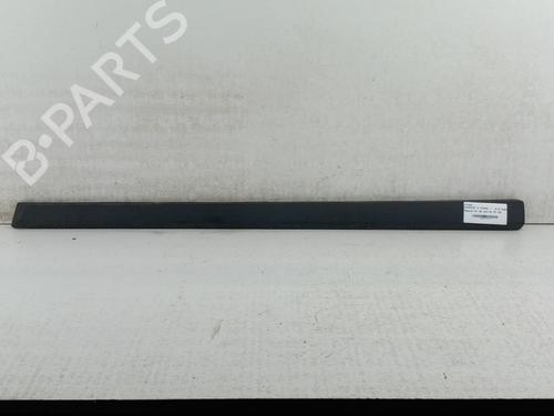 Used Door moulding trim DACIA SANDERO II TCe 90 (B8M1, B8MA, B8AC) (90 hp) 28772885