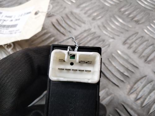 Right front window switch KIA CEE'D Hatchback (ED) 1.6 CRDi 90 | BP28779362I26